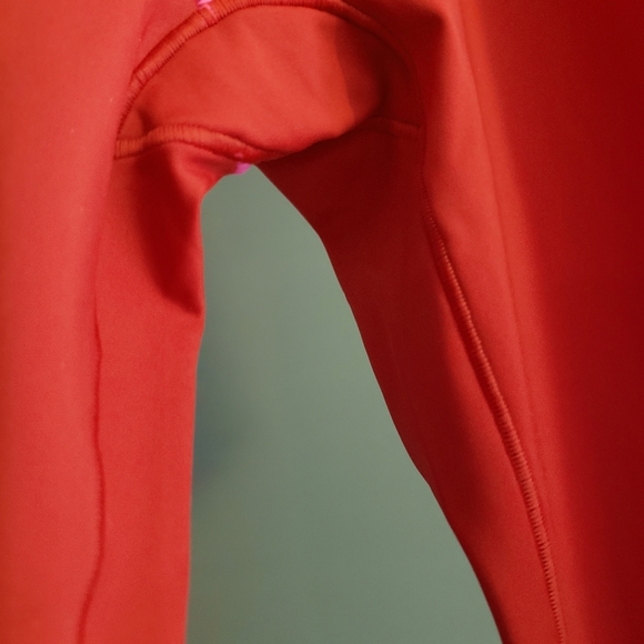 N.W.T! Ivy Park Size L NWT bodysuit Heart Valentines collection - Picture 7 of 10